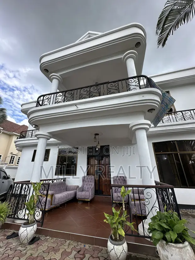 5 Bedroom House for Sale in Mbweni Malindi - 1