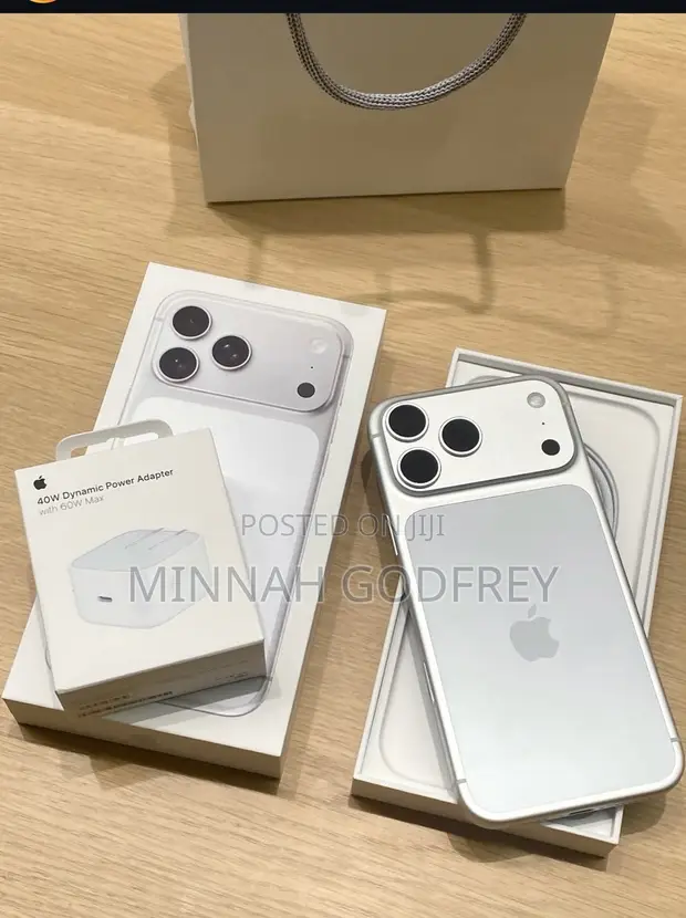 New Apple iPhone 17 Pro Max 256GB Silver - 1