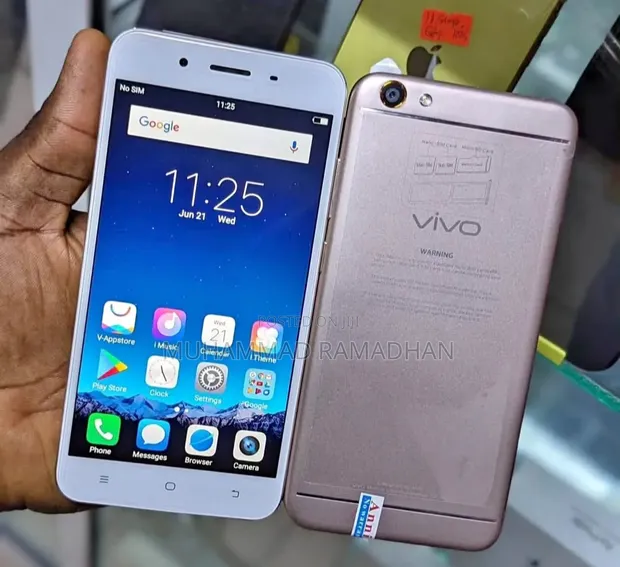 Vivo Y66i 32GB Gold - 1
