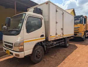 Mitsubishi Canter Box Longbase Truck