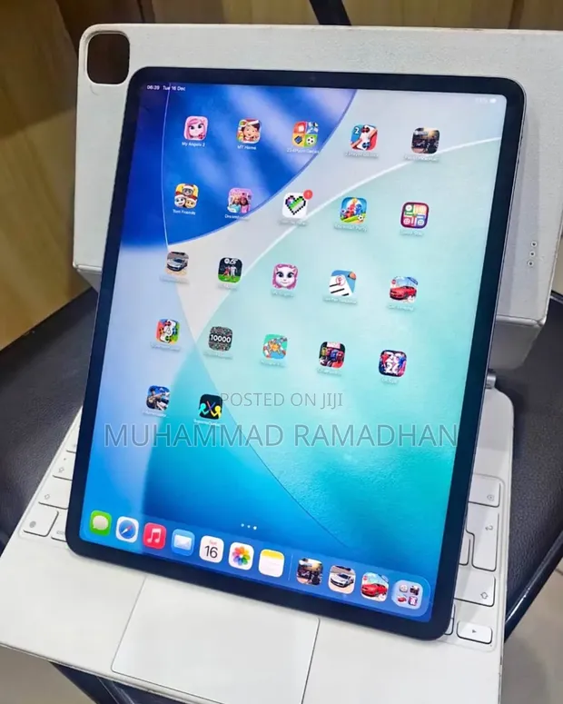 Apple iPad Pro 11" (2022) 512GB Silver - 1