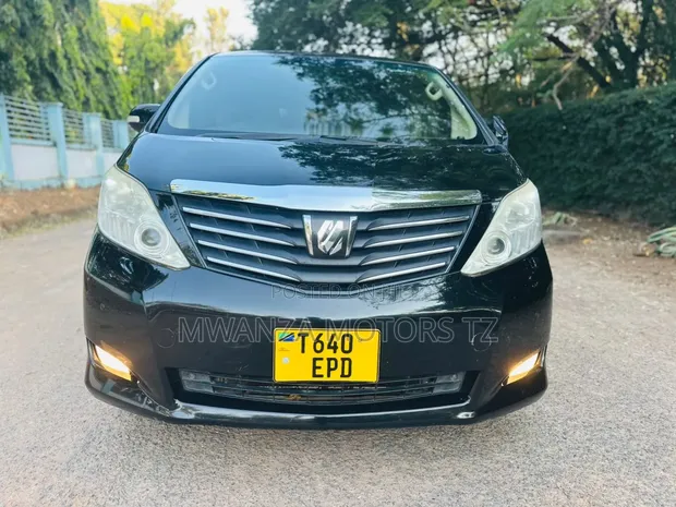 Toyota Alphard 2013 Black - 1