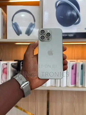 Apple iPhone 15 Pro Max 256GB White