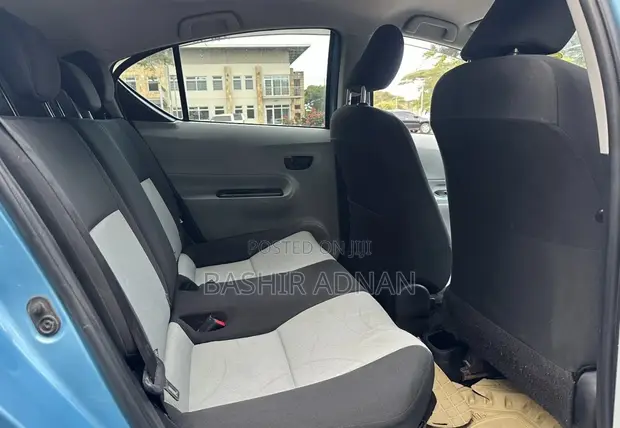 Toyota Aqua 2014 Blue - 1