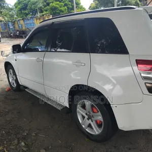 Suzuki Grand Vitara 2004