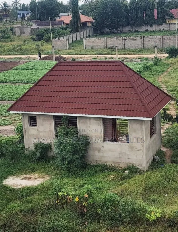 Stone Coated Roofing Tiles - High Quality - 1