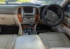 Toyota Land Cruiser Amazon 2003