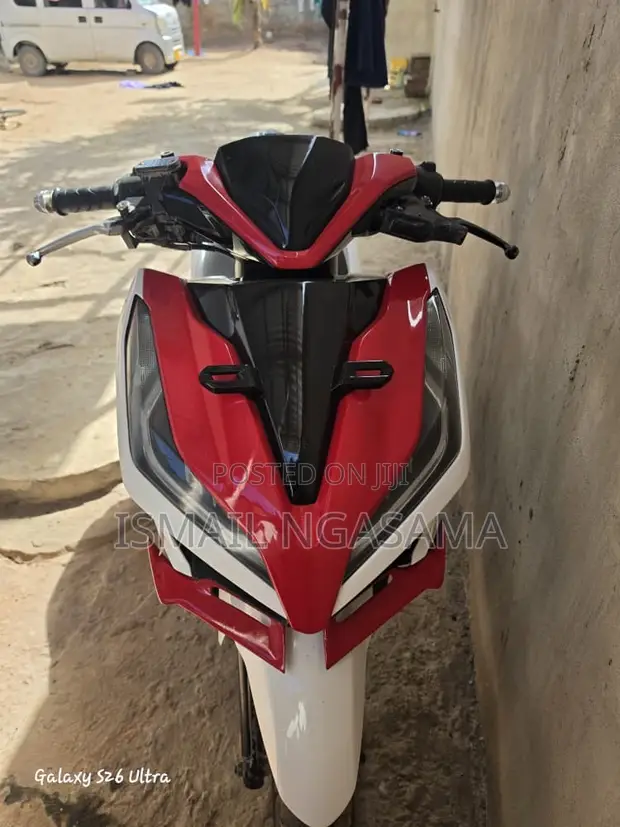 Honda Motorcycle 2018 - 1