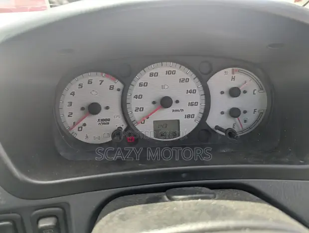 Toyota Cami 2005 Silver - 1