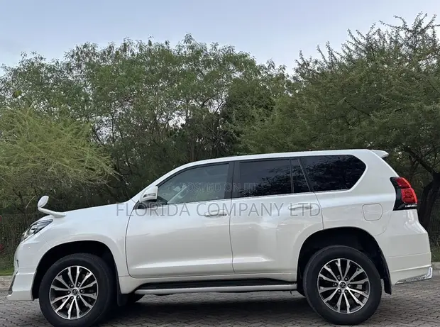 Toyota Land Cruiser Prado TX 2021 - 1