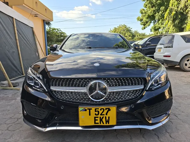 Mercedes-Benz C-Class 2015 Black - 1