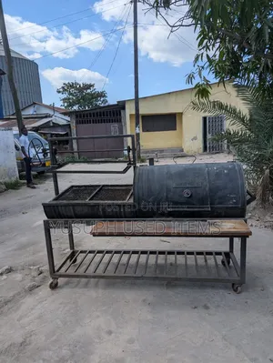 Royalty Charcoal and Grill Cooker