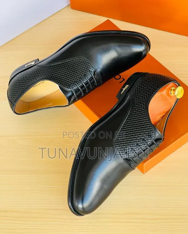 Viatu vya Ngozi vya Louis Vuitton Moccasins - Vipya - 1