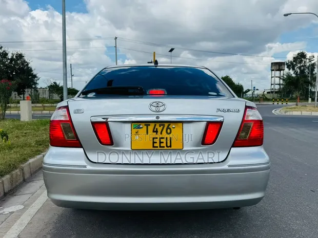 Toyota Premio 2003 Nyeupe - 1