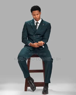 Suti ya Kiume ya Kifahari ya Kijani Kina cha Msitu