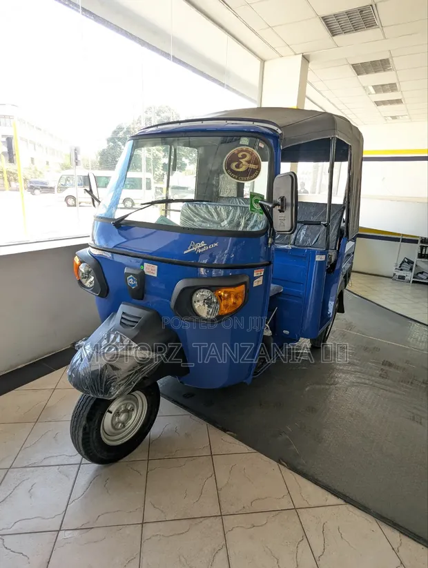 New Piaggio 2025 Blue Tricycle - 1