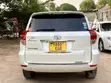 Toyota Vanguard 2012 White - 3