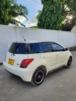 Toyota IST 2004 White - 5