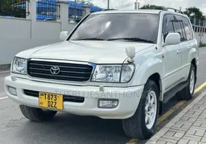Toyota Land Cruiser 2003 White