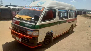 Toyota HiAce 2001