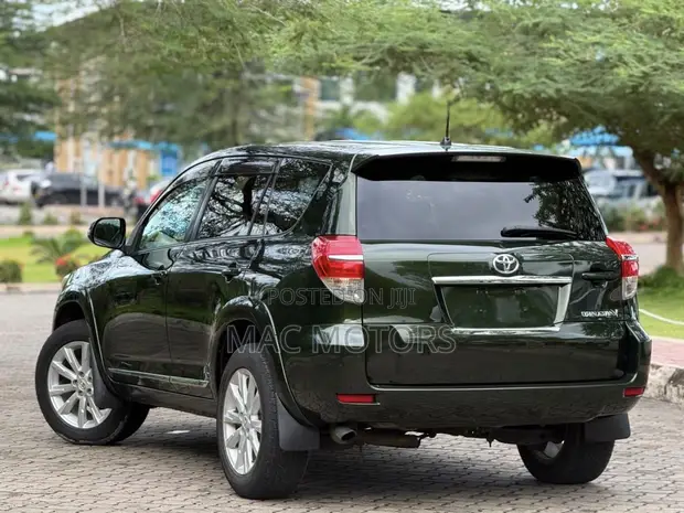 Toyota Vanguard 2010 - 1