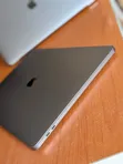 Apple MacBook Pro 2019 16" 32GB RAM 512GB SSD - 5