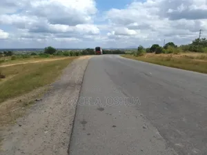 Eneo La Eka 5 Linauzwa Kiwangwa Bagamoyo - Liko Main Road