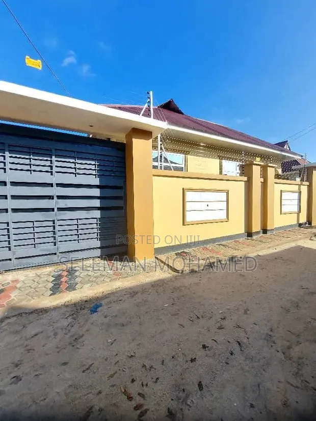 Furnished 3-Bedroom House for Sale in Biriani Real Estate, Chamazi - 1