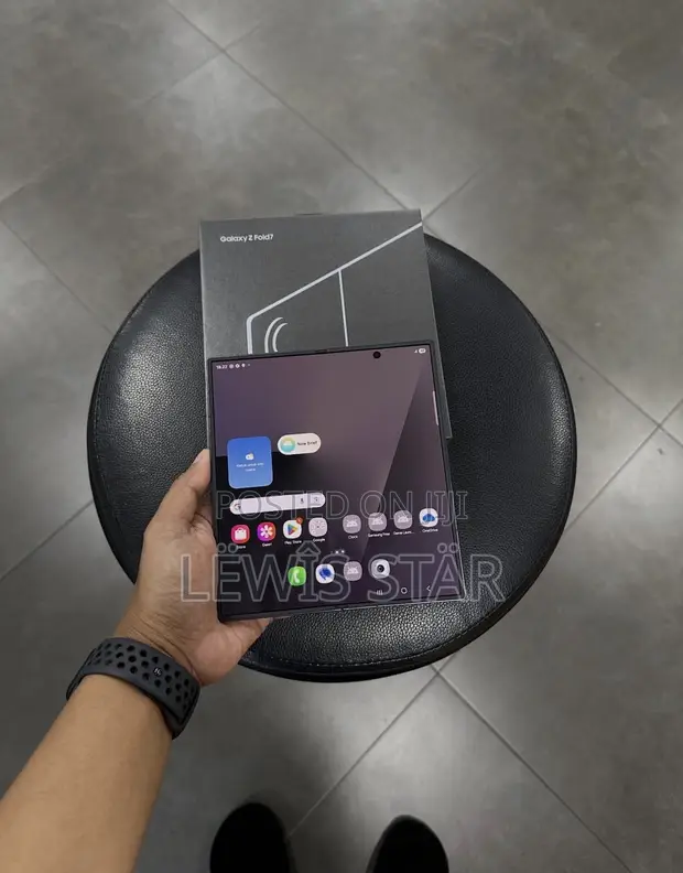 New Samsung Galaxy Z Fold7 256GB Black - 1