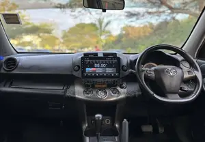 Toyota Vanguard 2011 Black