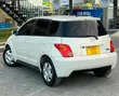 Toyota IST 2005 White - 3
