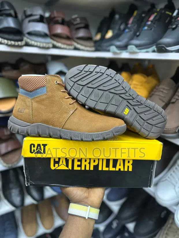 Men's Caterpillar Leather Boots - 1
