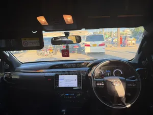 2019 Toyota Hilux Double Cabin