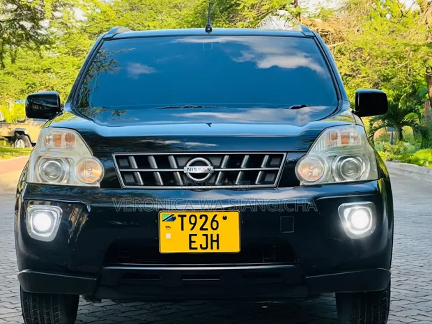 Nissan X-Trail 2007 Black - 1