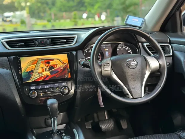 Nissan X-Trail 2014 Black - 1