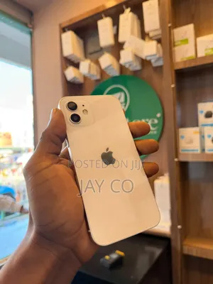 Apple iPhone 12 64GB Gold