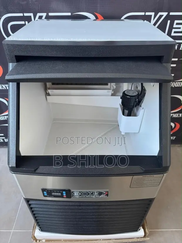 Commercial Ice Maker 30kg - 1
