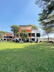 4 Bedroom House for Rent in Oyster Bay - 1