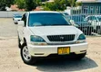 Toyota Harrier 1999 White - 4