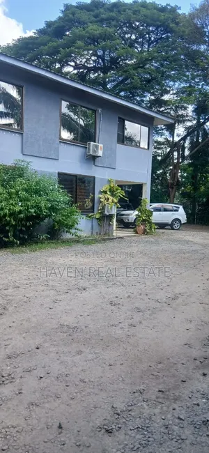 5 Bedroom House for Sale in Mikocheni