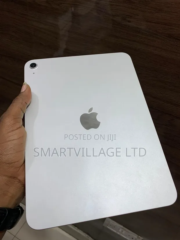 Apple iPad (2025) 256GB Silver - Used - 1