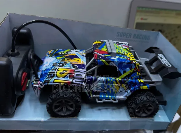"Super Racing" Series Remote-Controlled Off-Road Dune Buggy - 1