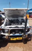 Toyota Land Cruiser 2008 White - 3