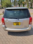 Toyota Raum 2005 Silver - 2
