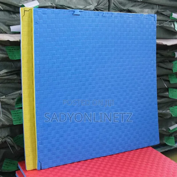 Interlocking Floor Mat 100x100x2.5cm - 1