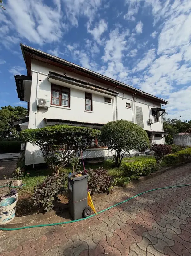 4 Bedroom House for Rent in Masaki - 1