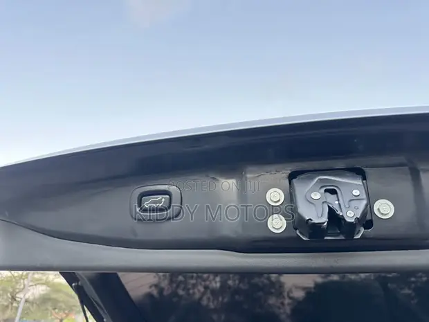 Mitsubishi Outlander 2015 Black - 1