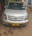 Toyota IST 2004 Gold - 5