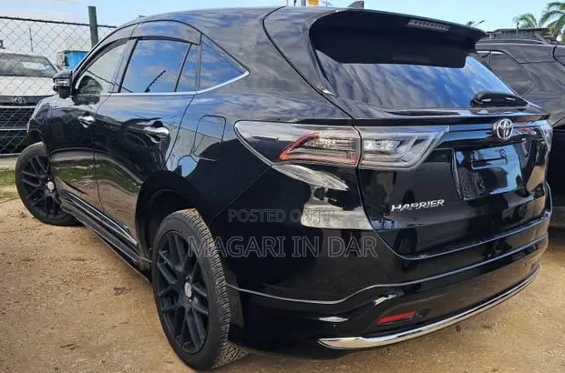Toyota Harrier 2015 Black - 1