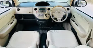 Toyota Sienta 2007 Gray